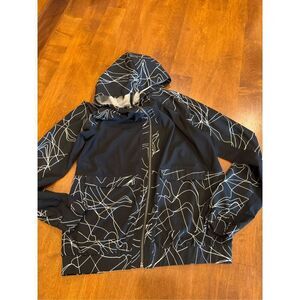 Woman’s Fabletics workout zipper jacket size small